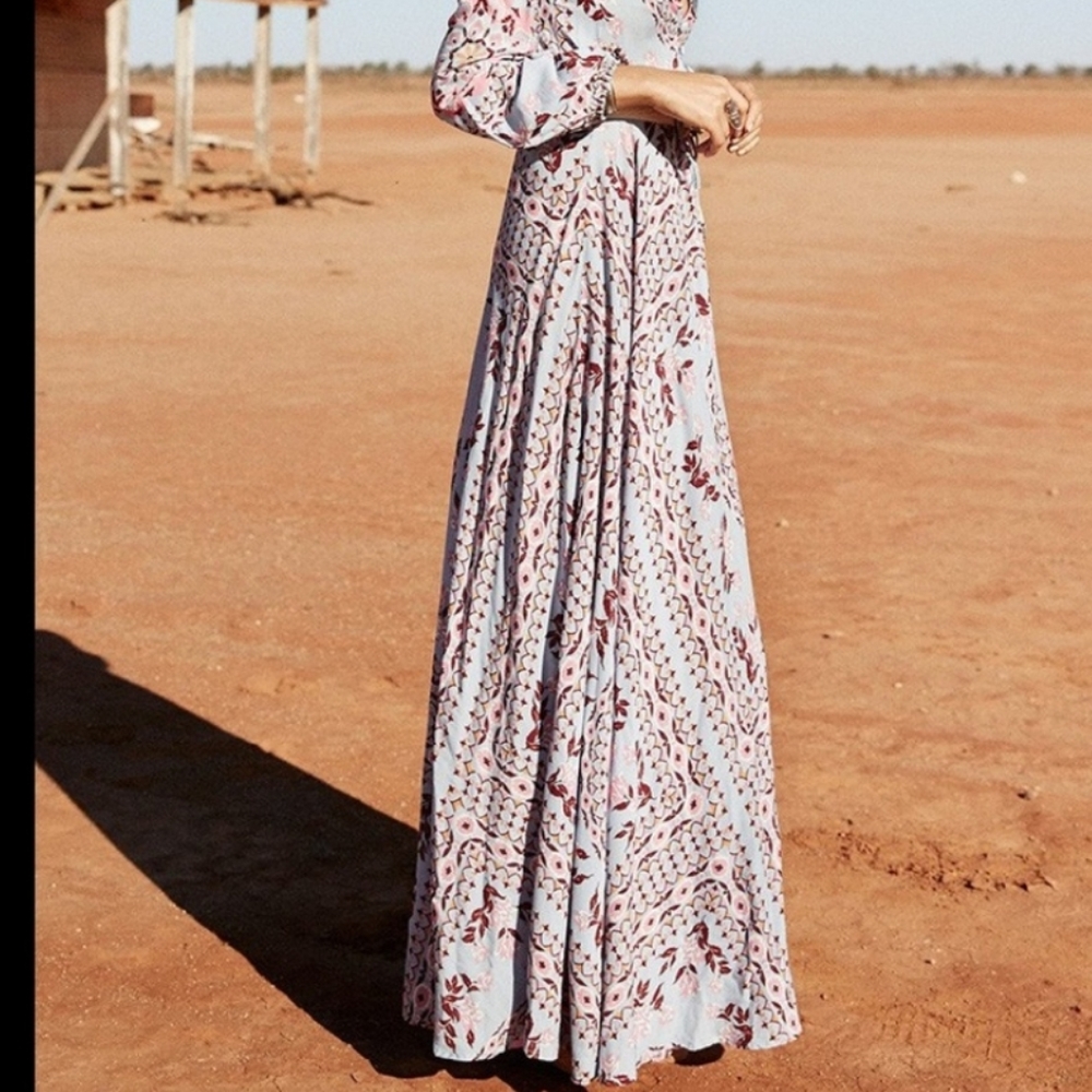 Spell and the gypsy Pandora gown FIRM - Picture 3 of 13